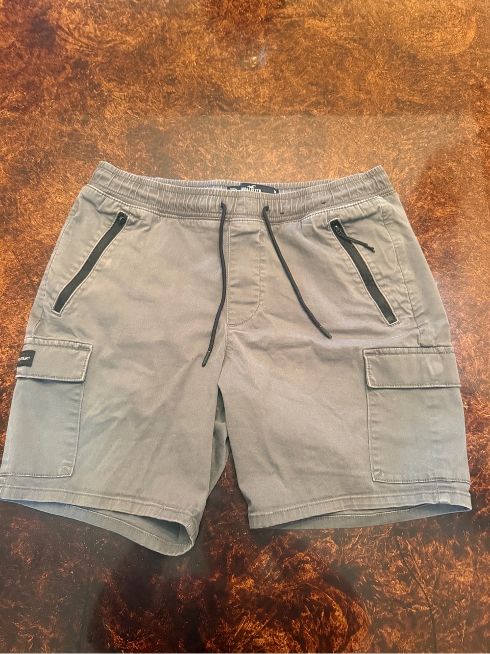 Hollister Men's Cargo Drawstring Shorts - Light Gray